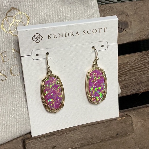 Kendra Scott nwt Dani pink Kyocera opal crystal gold signature drop earrings - Picture 2 of 5